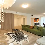 דירה Absolute Luxury Home, 15 Minutes Walk San Siro *