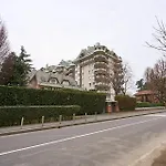 Absolute Luxury Home, 15 Minutes Walk San Siro דירה מילאנו