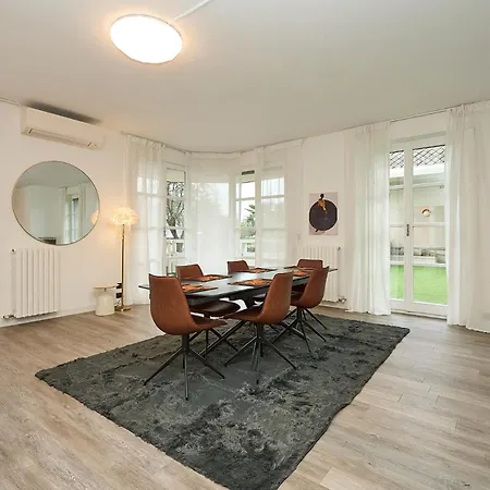 Absolute Luxury Home, 15 Minutes Walk San Siro דירה