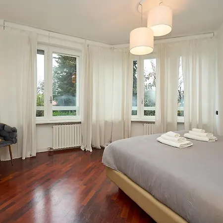 Absolute Luxury Home, 15 Minutes Walk San Siro Mailand