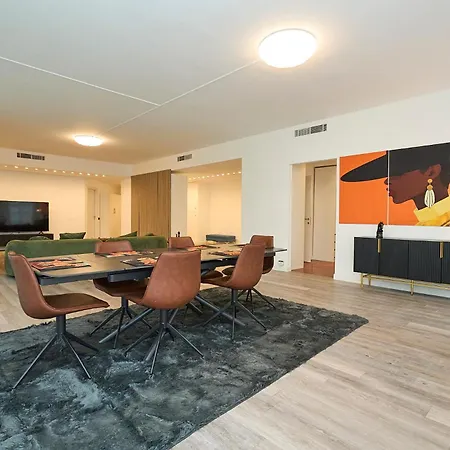 Absolute Luxury Home, 15 Minutes Walk San Siro Apartment *