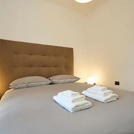 Apartment Absolute Luxury Home, 15 Minutes Walk San Siro Mailand