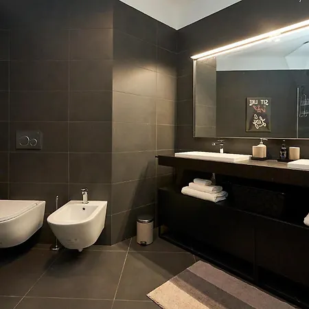 Apartment Absolute Luxury Home, 15 Minutes Walk San Siro
