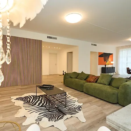 Apartment Absolute Luxury Home, 15 Minutes Walk San Siro *
