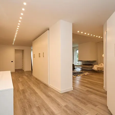 Absolute Luxury Home, 15 Minutes Walk San Siro Mailand