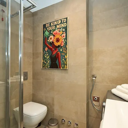 Absolute Luxury Home, 15 Minutes Walk San Siro Apartment Mailand