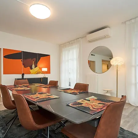 Apartment Absolute Luxury Home, 15 Minutes Walk San Siro *